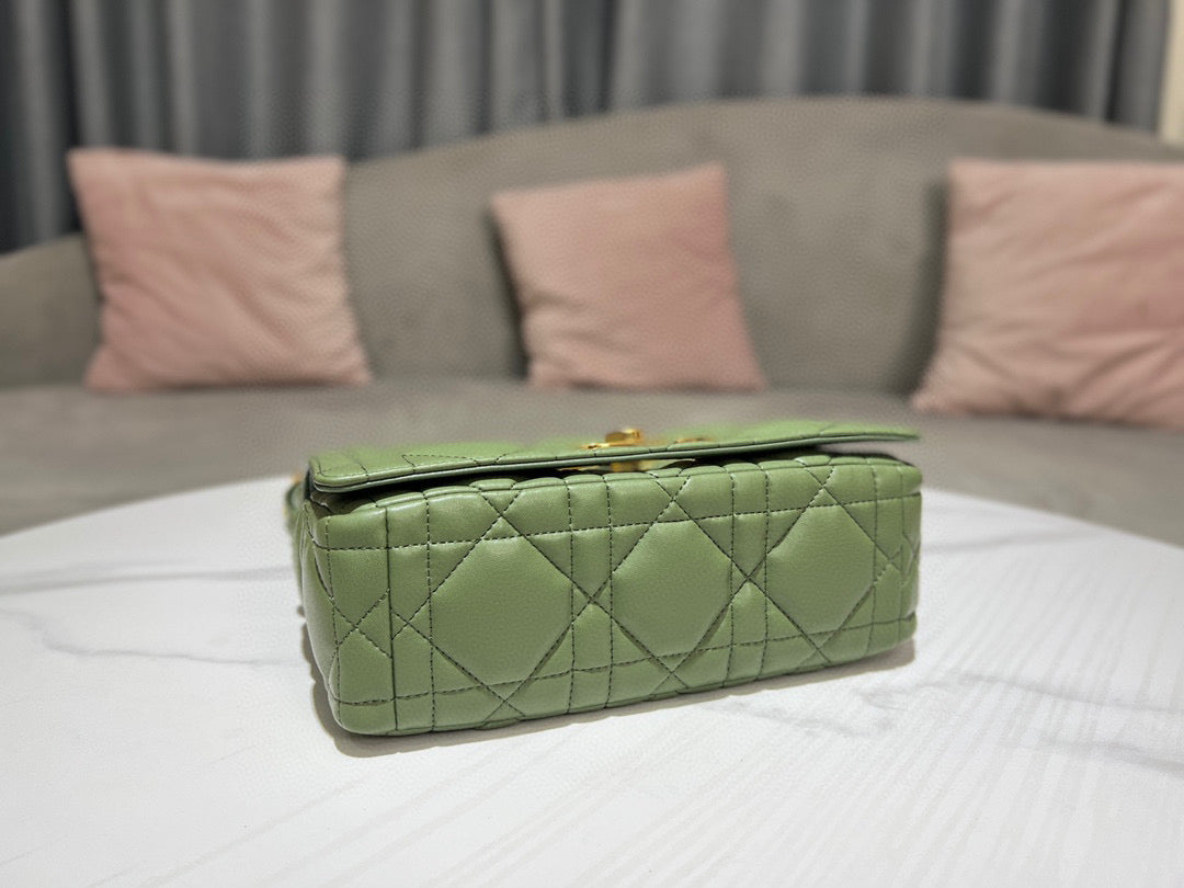 Dior Caro Bag Quilted Macrocannage Green High Grade