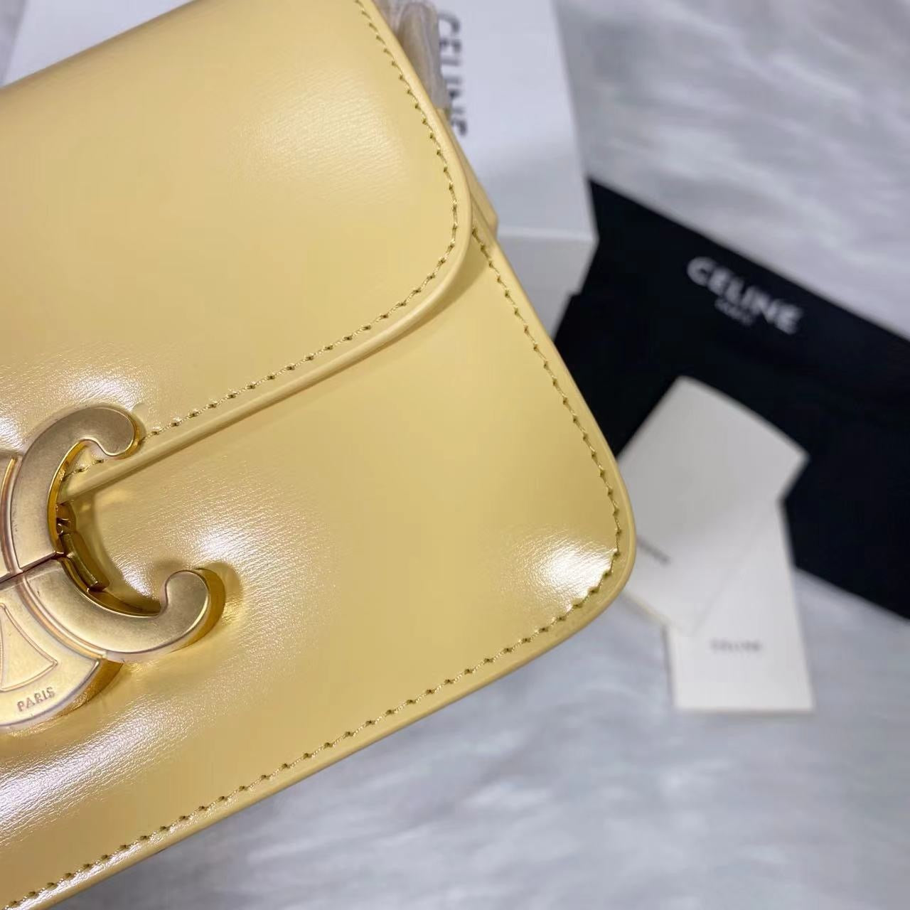 Celine Teen Triomphe Bag Shiny Calf Skin Yellow Mid-High Grade