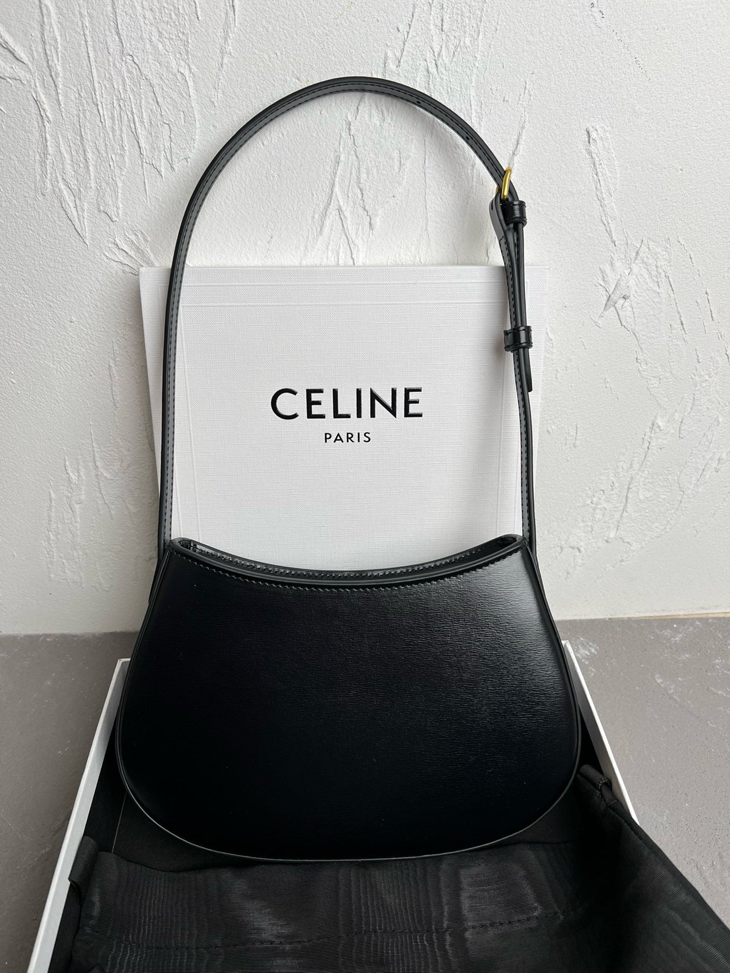 Celine Medium Tilly Bag In Shiny Calfskin Black High Grade