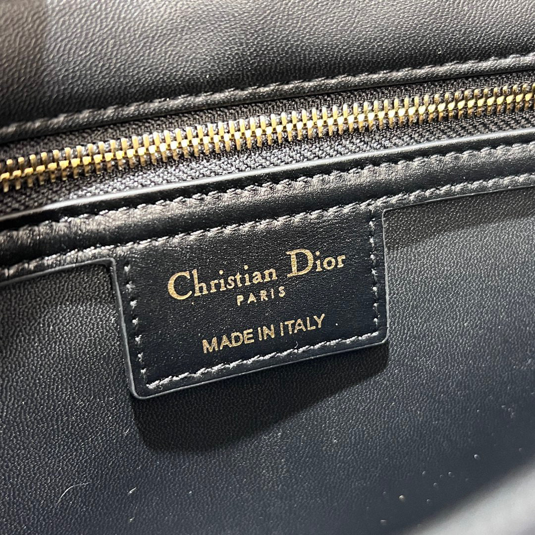 Dior Caro Bag Quilted Macrocannage Black Platinum Grade