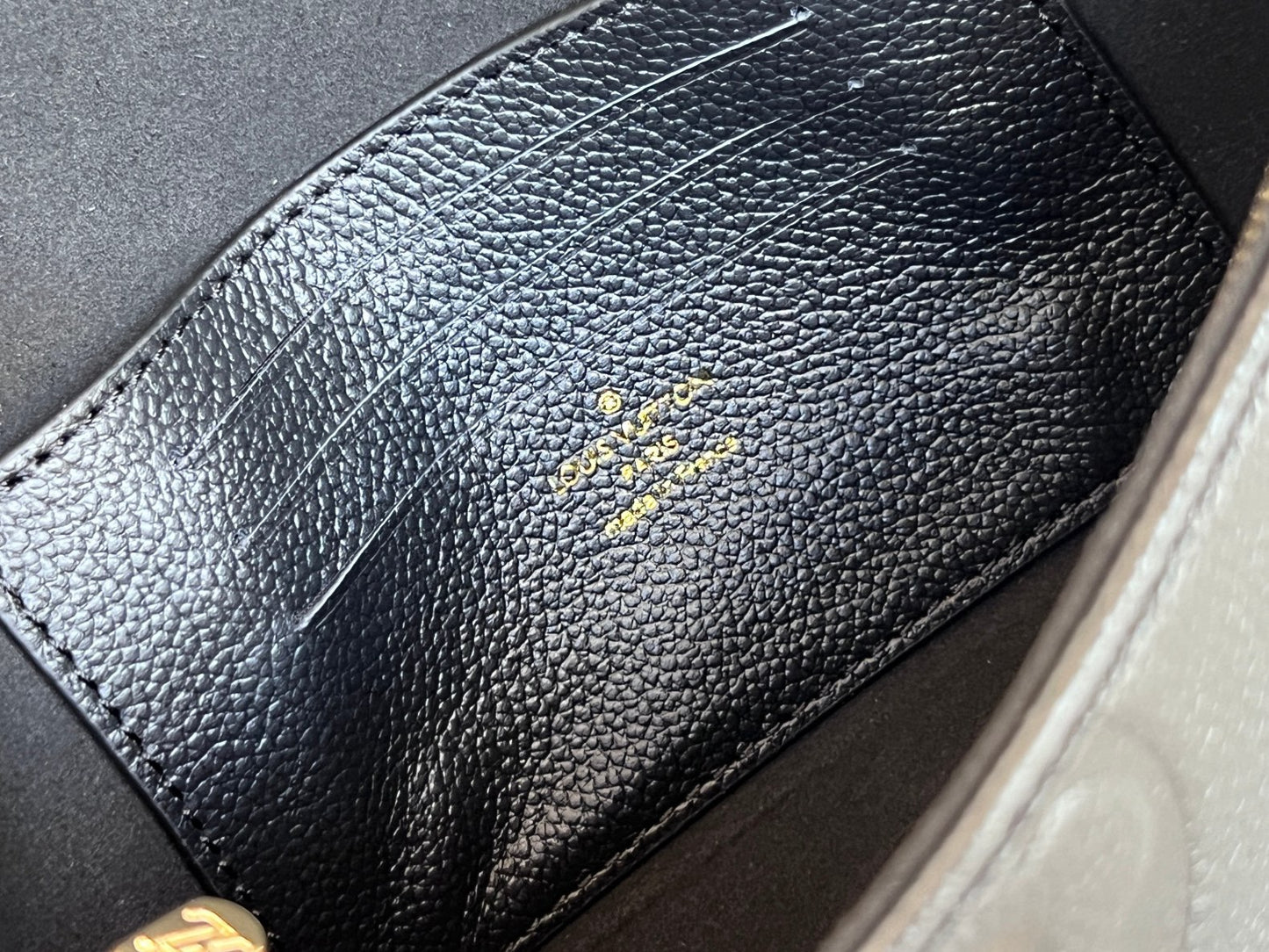 Louis Vuitton Wallet on Chain Ivy Mid Grade