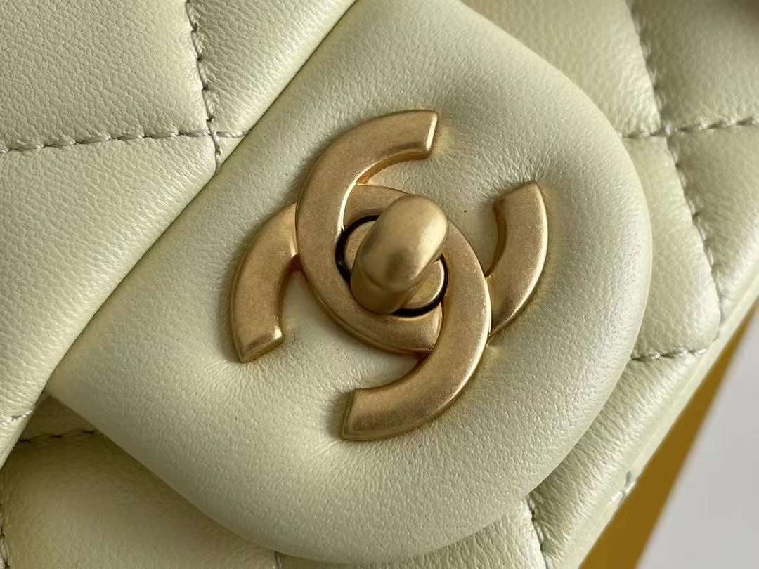 Chanel Lamb Skin Camellia Chain Crossbody Shoulder Bag Lemon High Grade