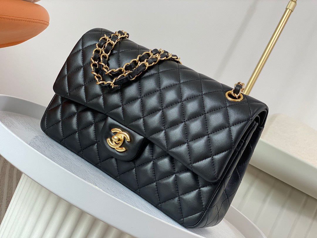 Chanel Classic Handbag Lamb Skin 25cm - High Grade