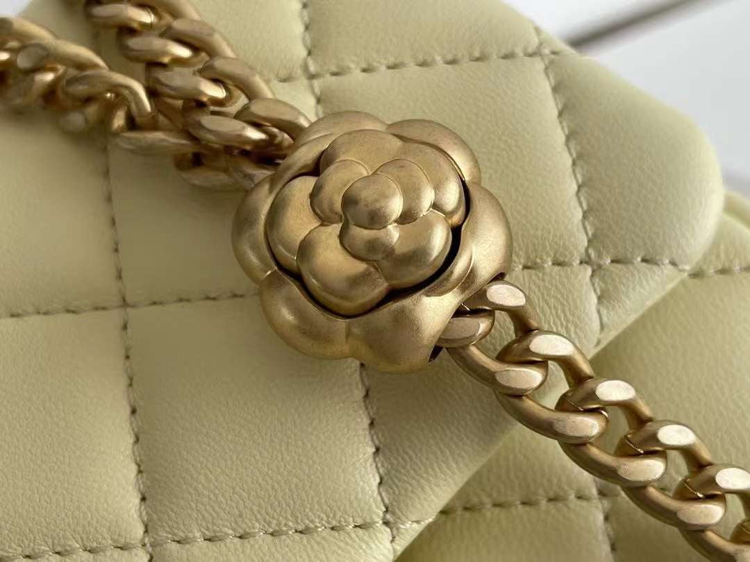 Chanel Lamb Skin Camellia Chain Crossbody Shoulder Bag Lemon High Grade