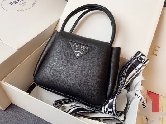 Prada Top Handle Leather bag - Grade 1