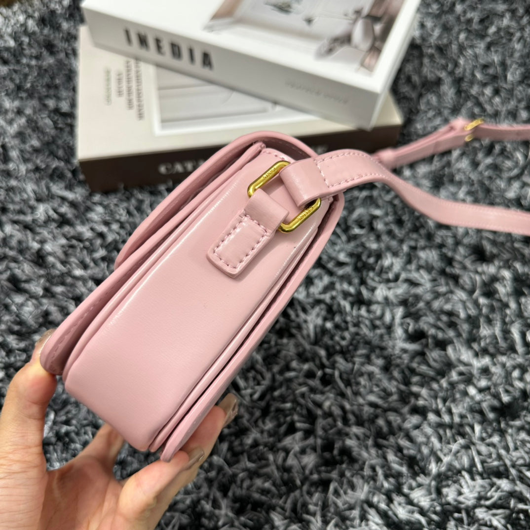 CLASSIQUE TRIOMPHE BAG Calf Skin Crossbody Pink Mid Grade