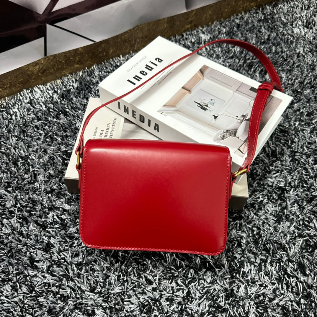 Celine Triomphe CLASSIQUE TRIOMPHE BAG Calf Skin Crossbody - Red Mid Grade