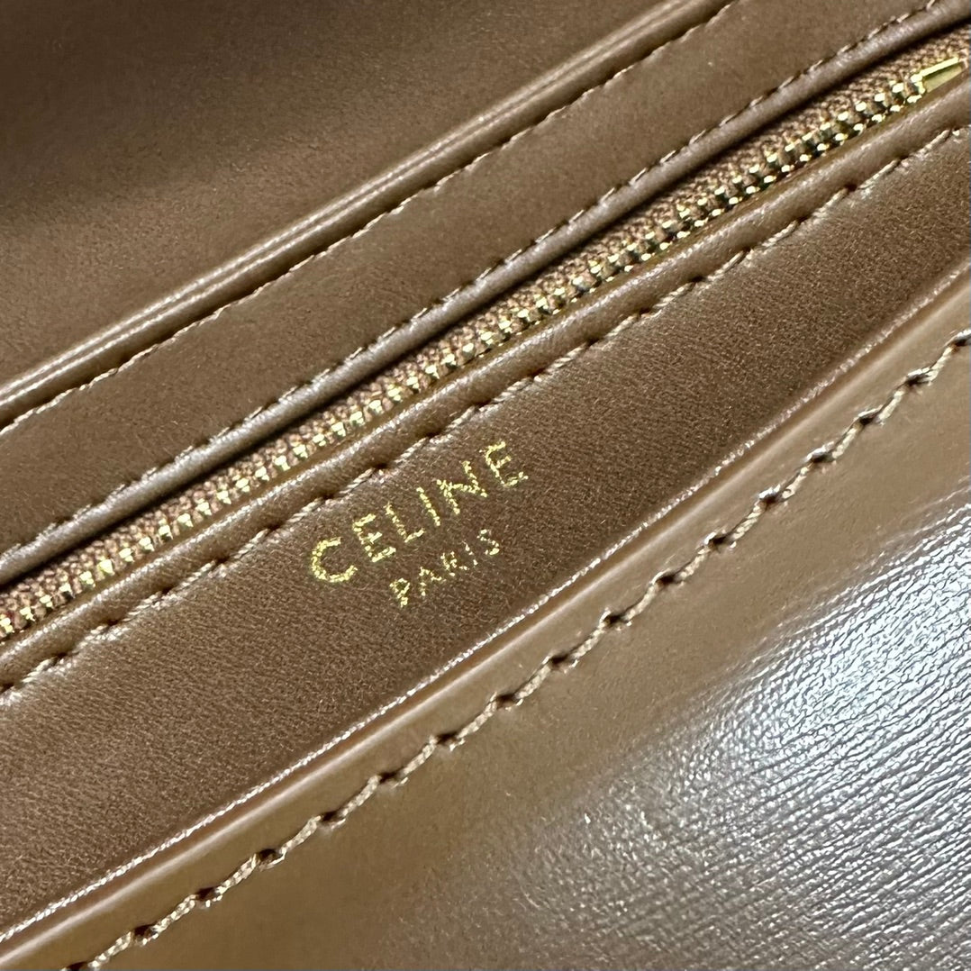 Celine print inside CHAIN BESACE CLEA IN SHINY CALFSKIN Brown