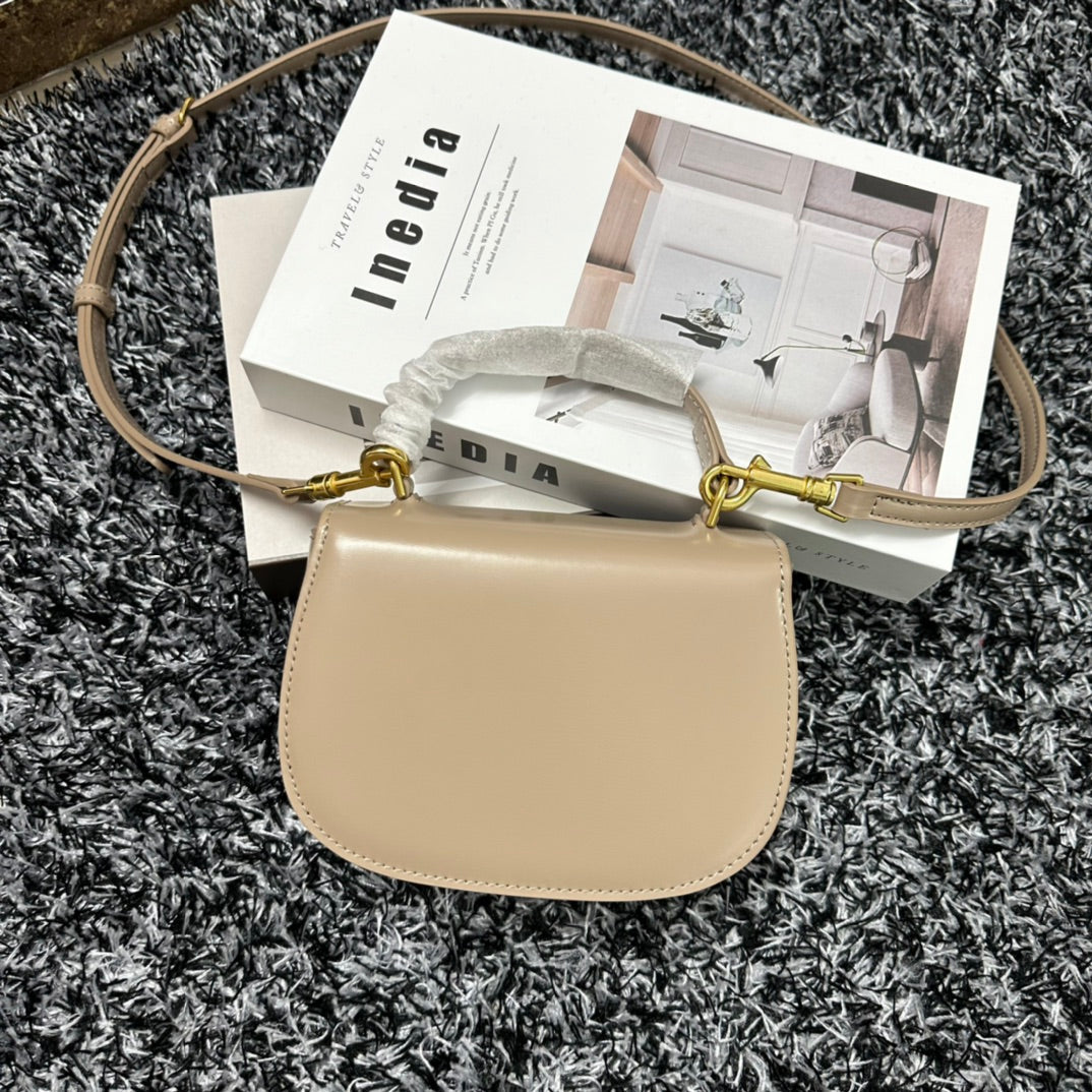 Celine MINI BESACE CLEA IN SHINY CALFSKIN Beige Mid Grade