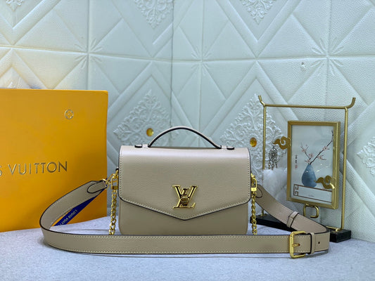 Louis Vuitton Oxford Bag Beige Low Grade