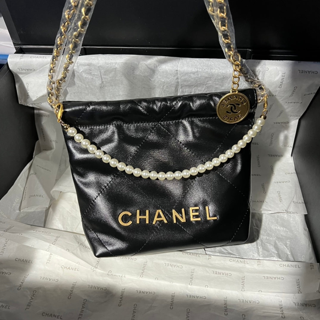 Chanel 22 Mini Bag Cow Skin Black Grade 1