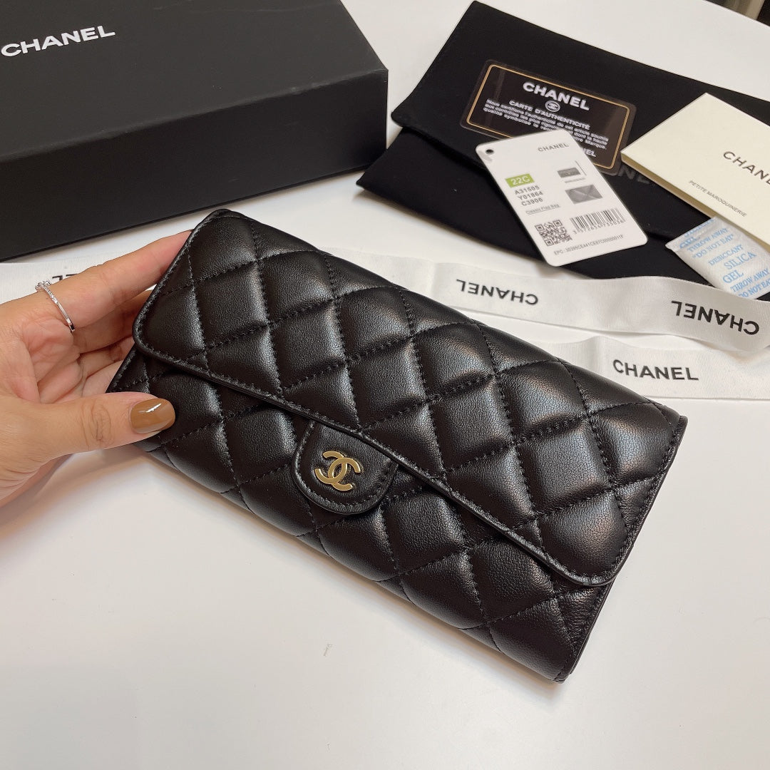 Chanel Bi-Fold Black Wallet Lamb Skin High Grade