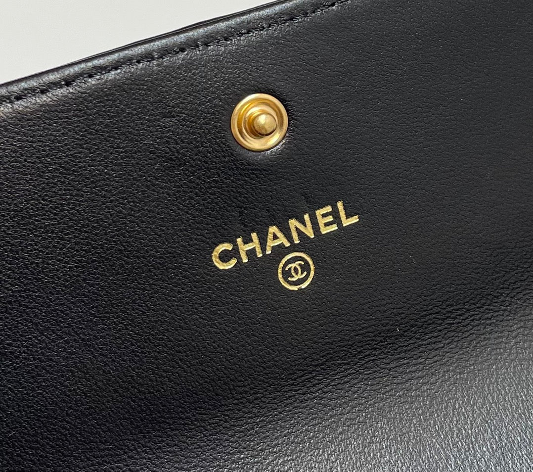 Chanel Bi-Fold Black Boy Wallet Lamb Skin Gold High Grade