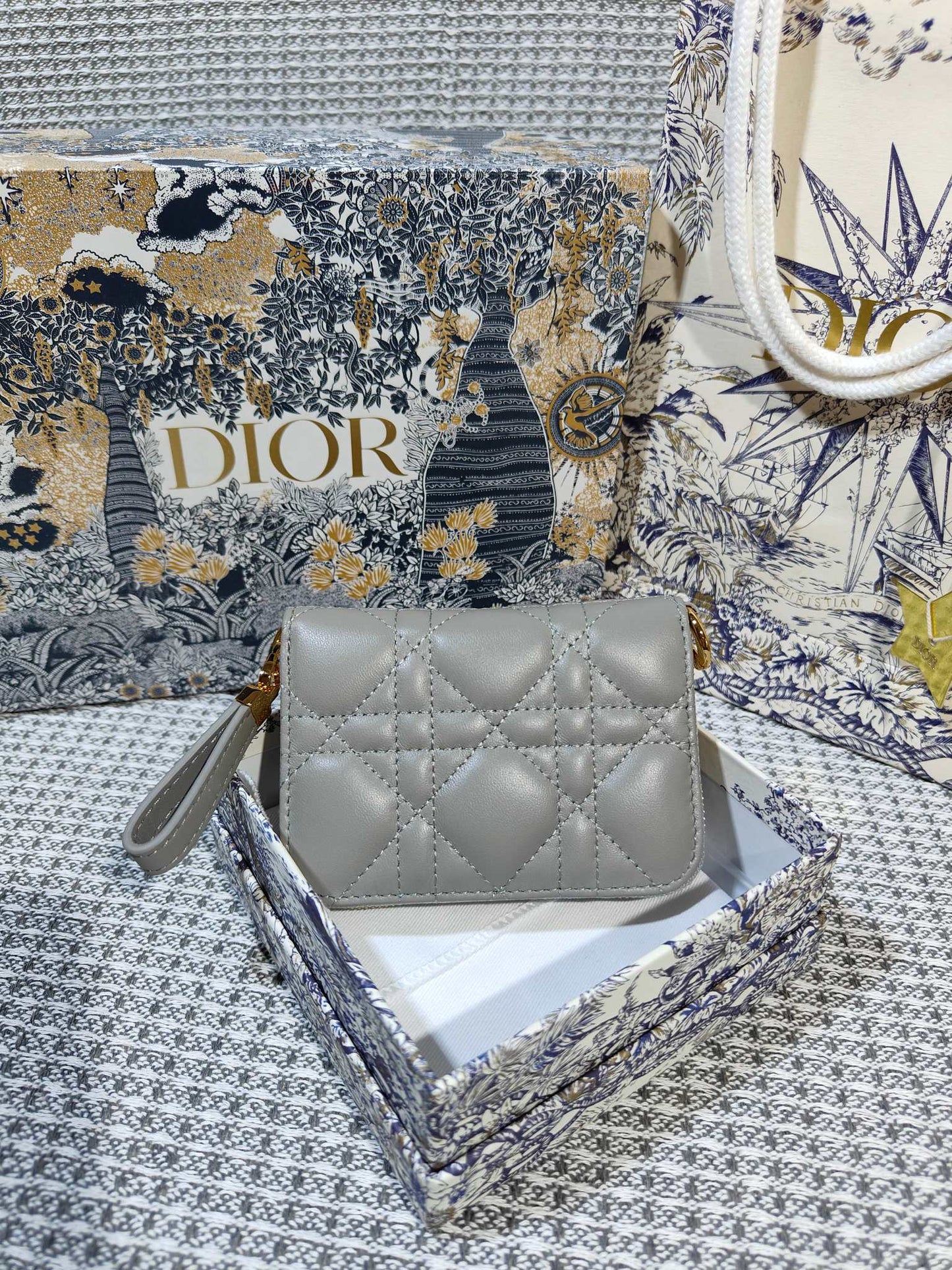 Dior Caro Scarlet Wallet Grey High Grade