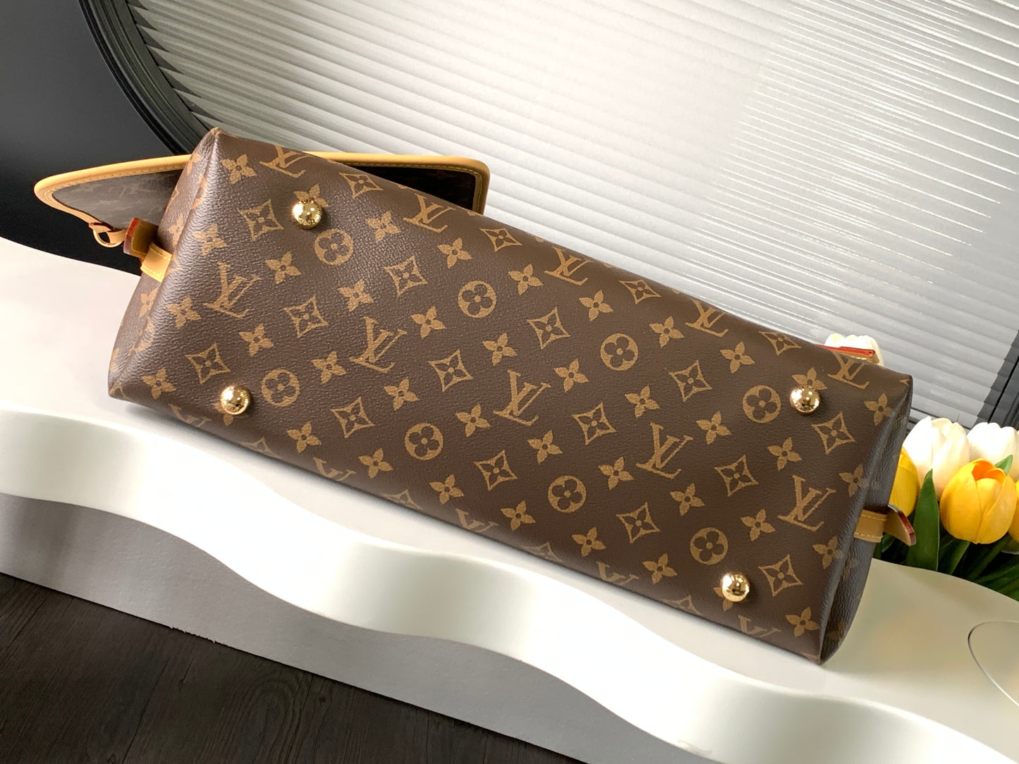 Louis Vuitton CarryAll MM High Grade